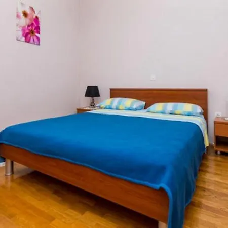 Violic Apartment *